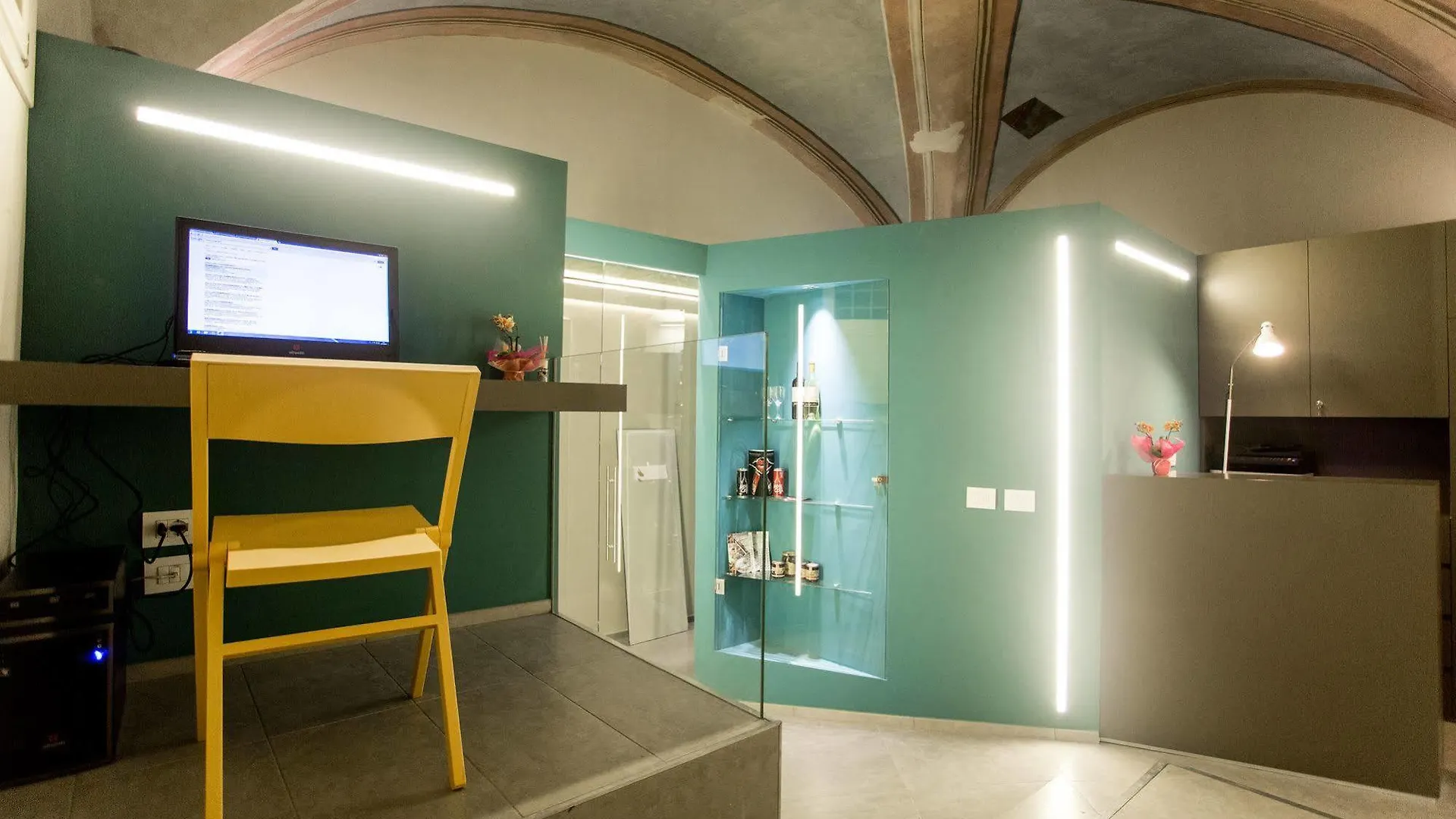 Little Italy Hostel Ex Chiesa S Donato  Perugia