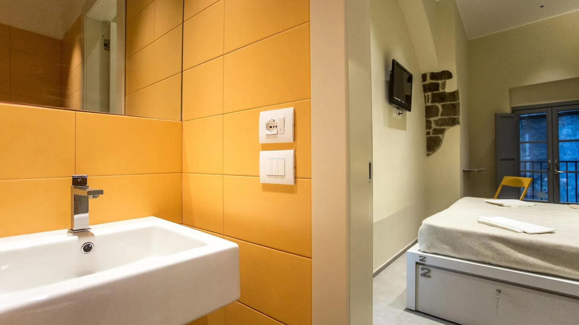 Little Italy Hostel Ex Chiesa S Donato 0*, Perugia Italy